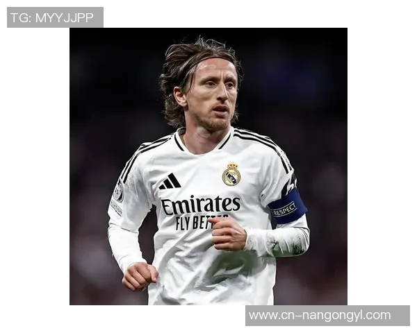 AC米兰引进金球奖得主莫德里奇年薪350万欧元意甲争冠形势大变局